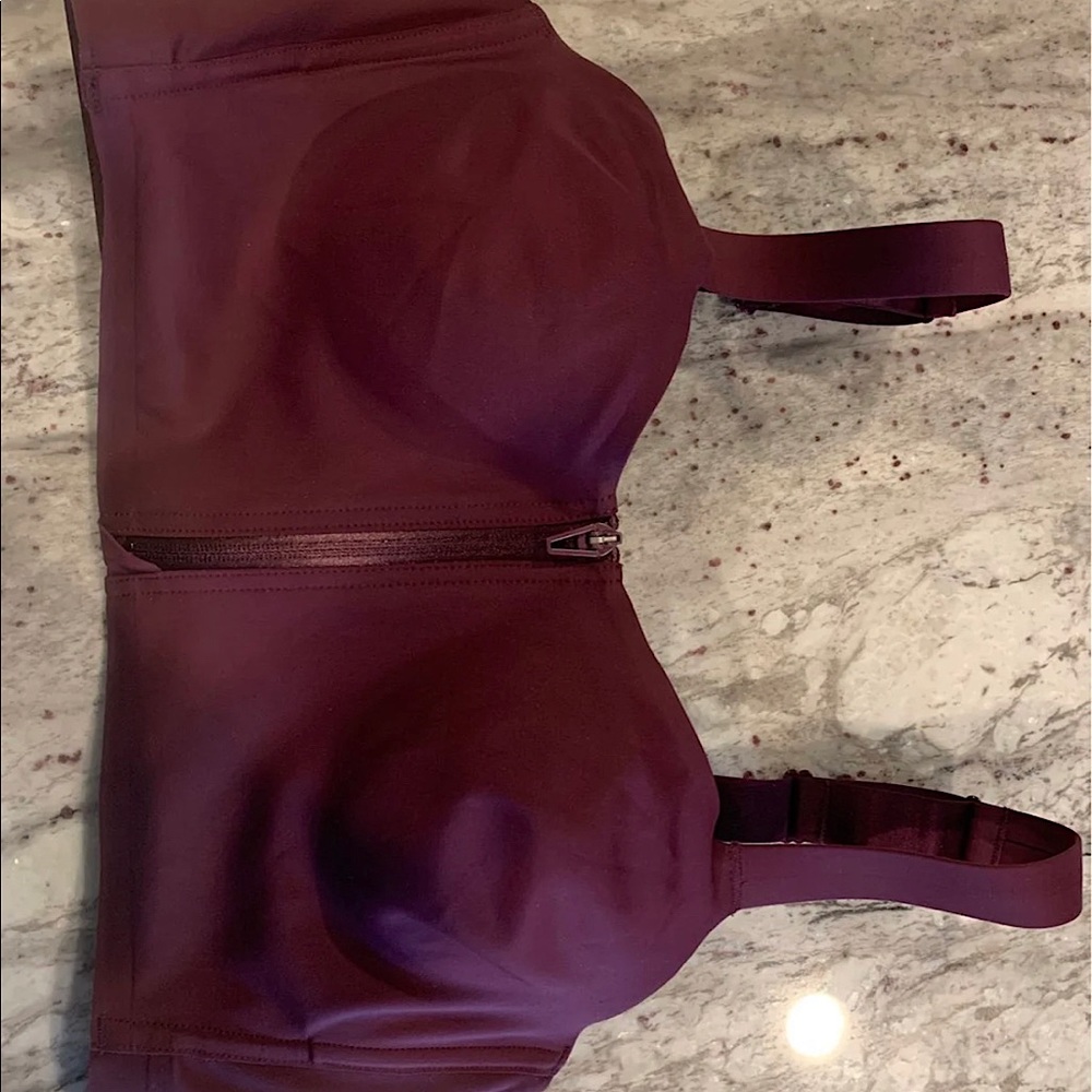 Victoria Secret Knockout Front Close Bra 36C